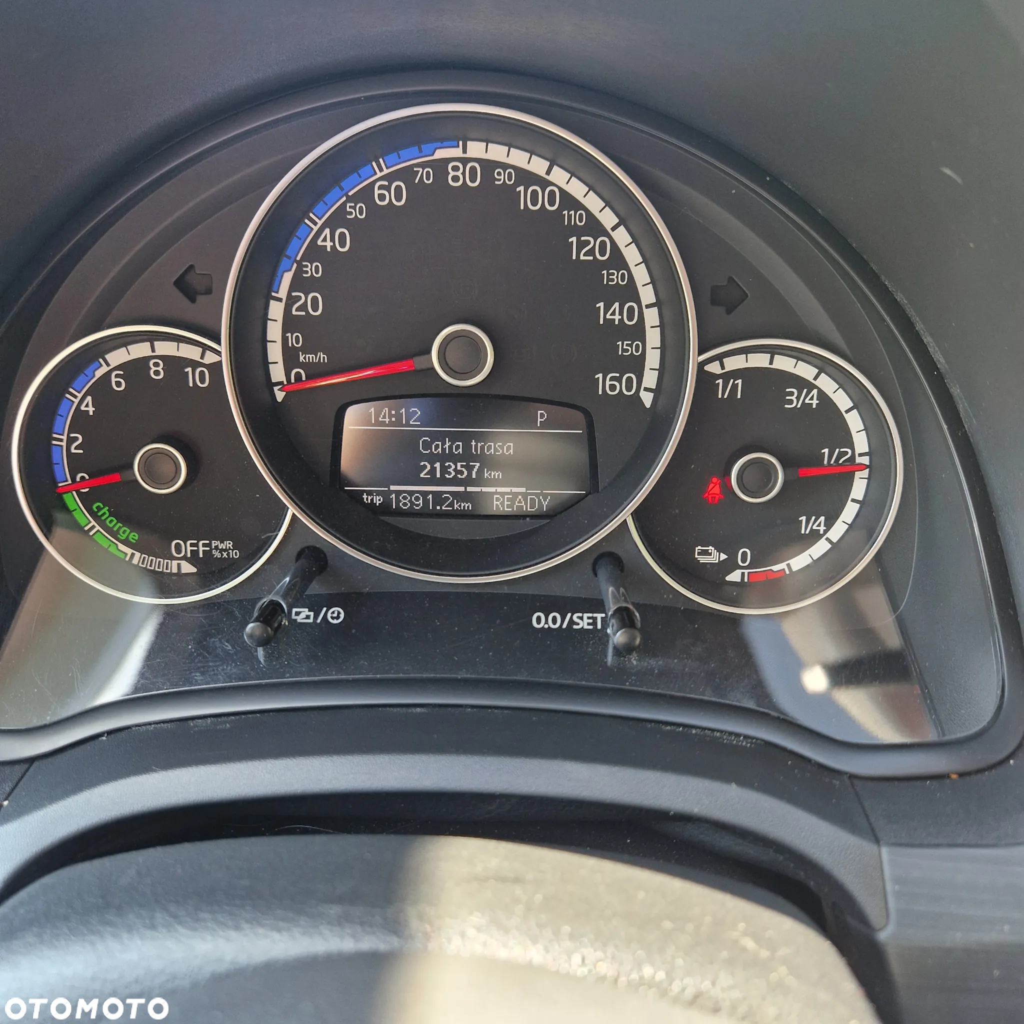 Volkswagen up! e-up - 10