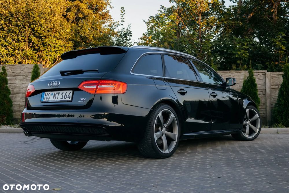 Audi A4 Avant 2.0 TDI DPF quattro S tronic S line Sportpaket - 8