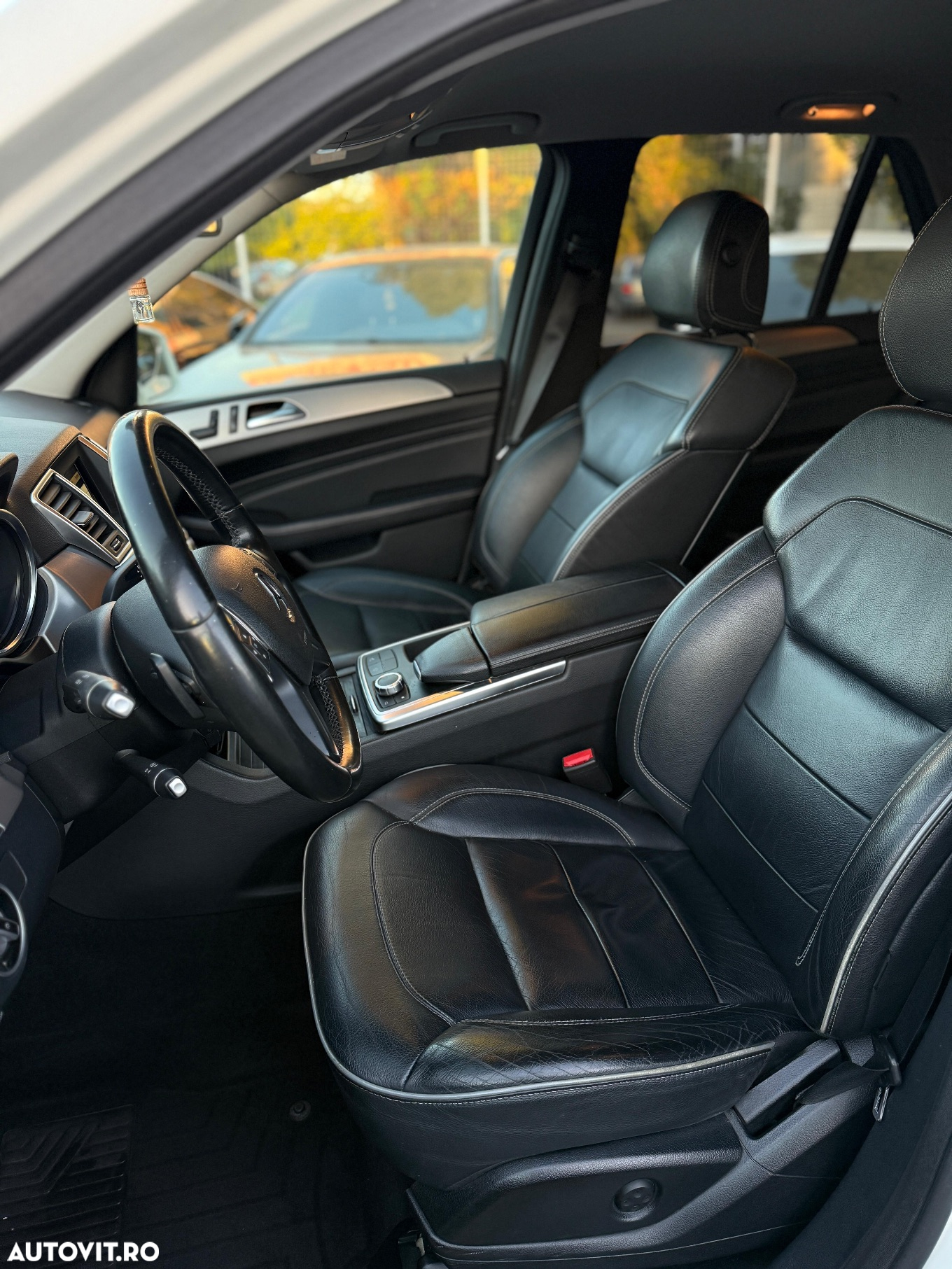 Mercedes-Benz ML 250 BlueTEC 4MATIC 7G-TRONIC Edition 1 - 17