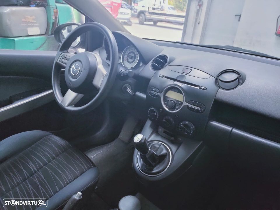 Mazda 2 de 2009 - 11