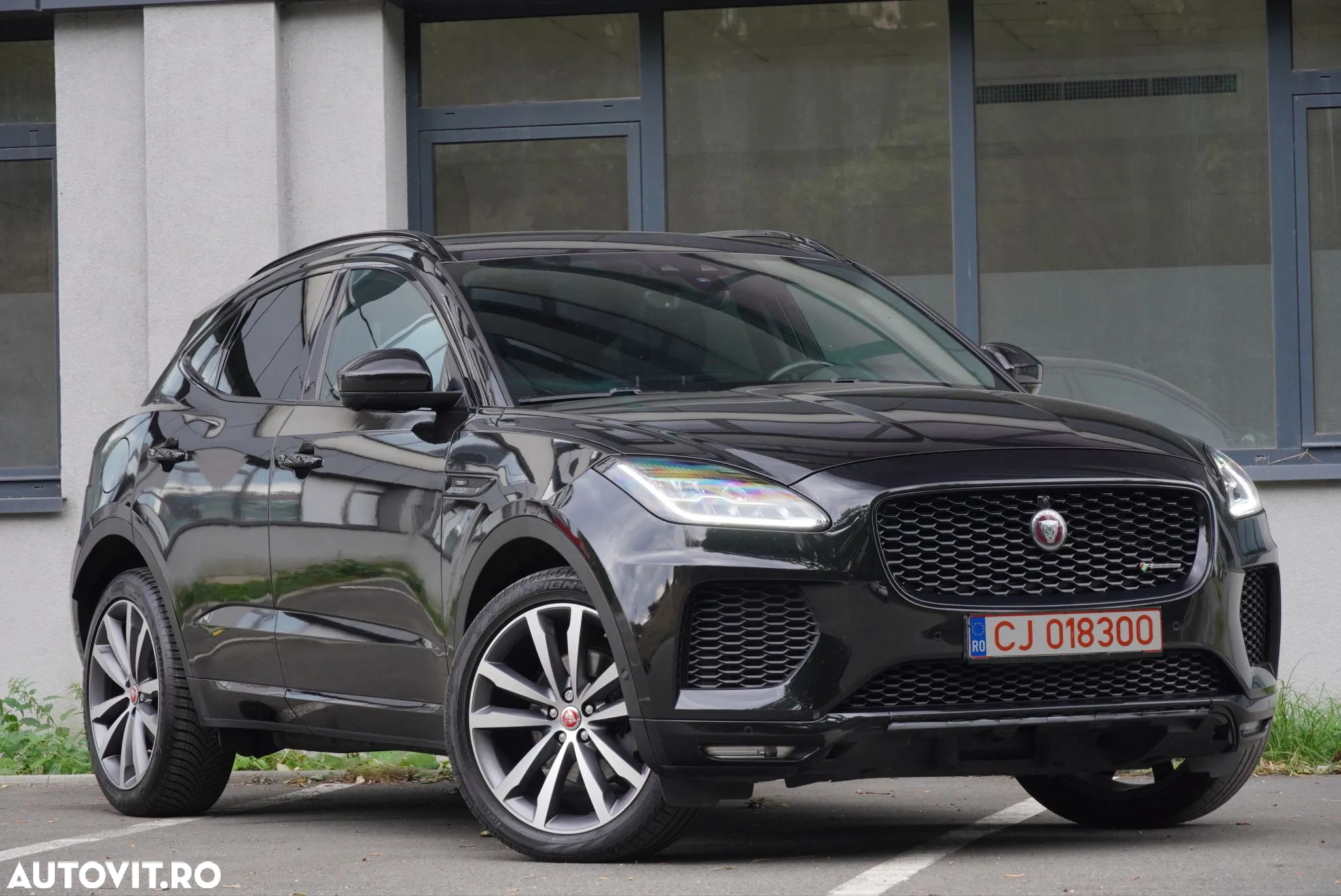 Jaguar E-Pace D180 AWD Aut. R-Dynamic - 2