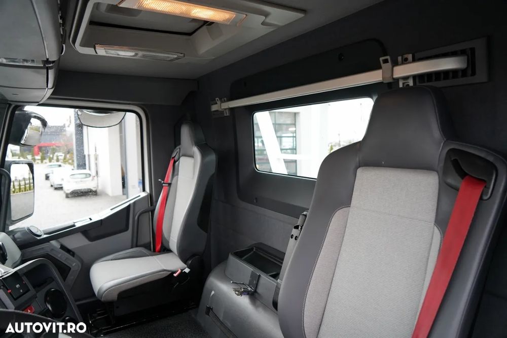 Renault C 430 / 6x4 / BASCUNĂ CU DOUĂ LATE / BASCUNĂ HIDRAULICĂ + HIAB 211 EP-3 HDS / EURO 6 / RADIOCOMANDĂ / ROTATOARE / CUPĂ - 30