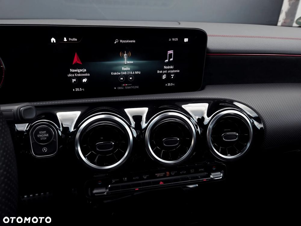 Mercedes-Benz CLA 220 d 4-Matic AMG Line 8G-DCT - 32