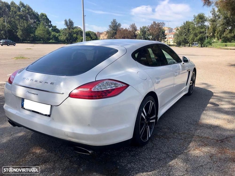 Porsche Panamera Platinum Edition - 4