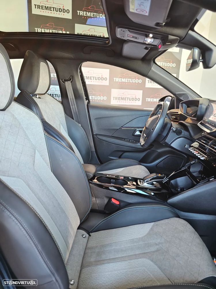 Peugeot e-208 50 kWh GT Line - 14