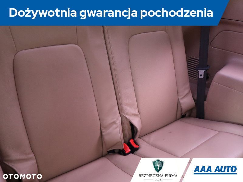 Chevrolet Captiva - 21