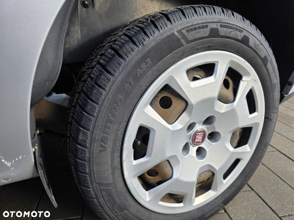 Fiat DOBLO - 8