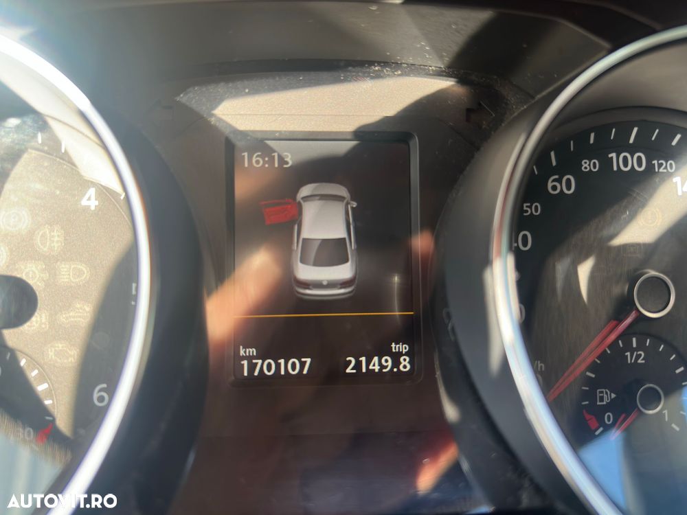 Volkswagen Jetta 2.0 TDI Comfortline - 8