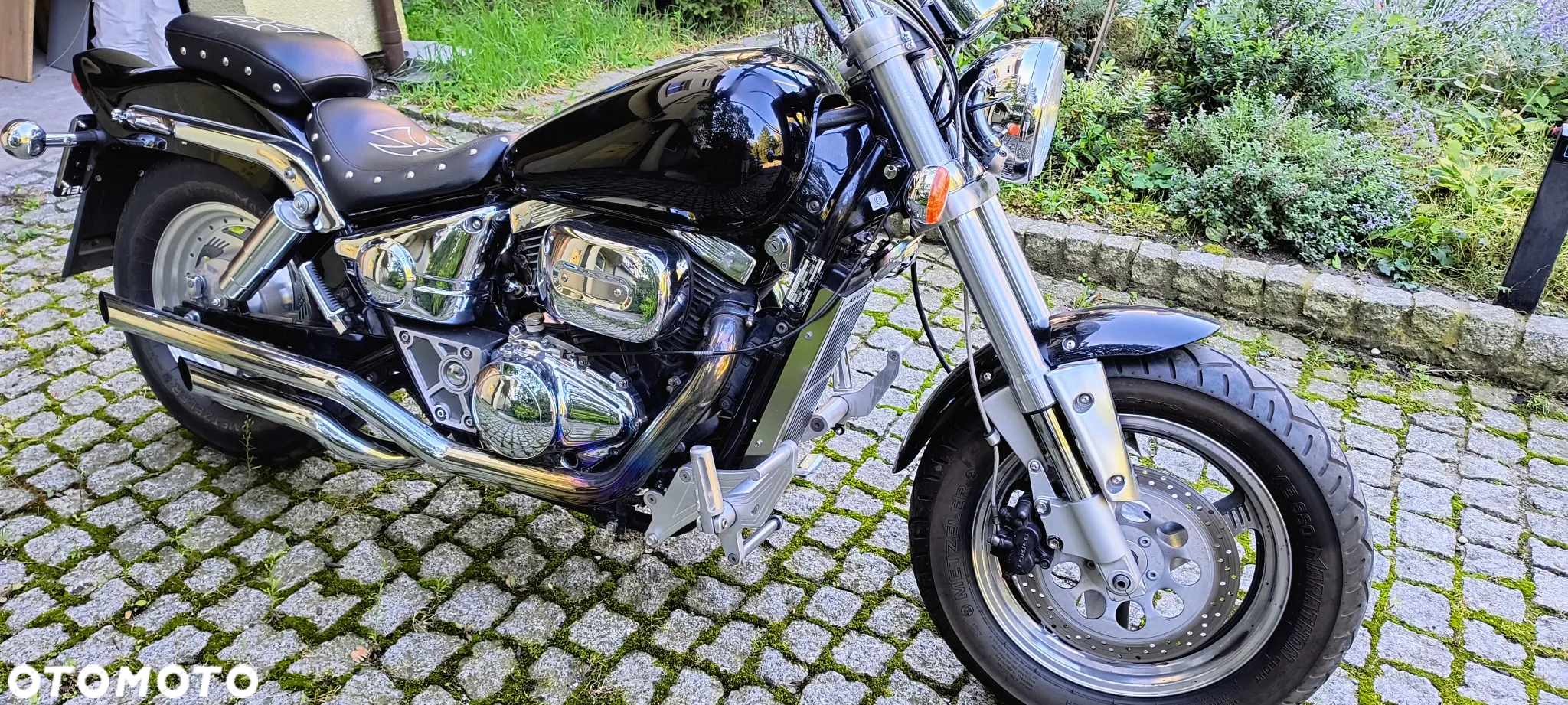 Suzuki Marauder - 11