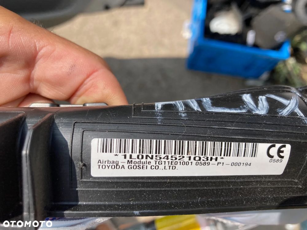 TOYOTA HILUX COROLLA E21 C-HR bZX4 MIRAI RAV4 CAMRY LAND CRUISER  PROACE CROSS AIRBAG SRS AIR BAG KURTYNA NOWA SZYCIE NAPRAWA REGENERACJA WYMIANA ZASŁON KURTYNY DESKA KONSOLA FOTELA W FOTEL Raz2 PAS PASY USA EU KANADA - 2
