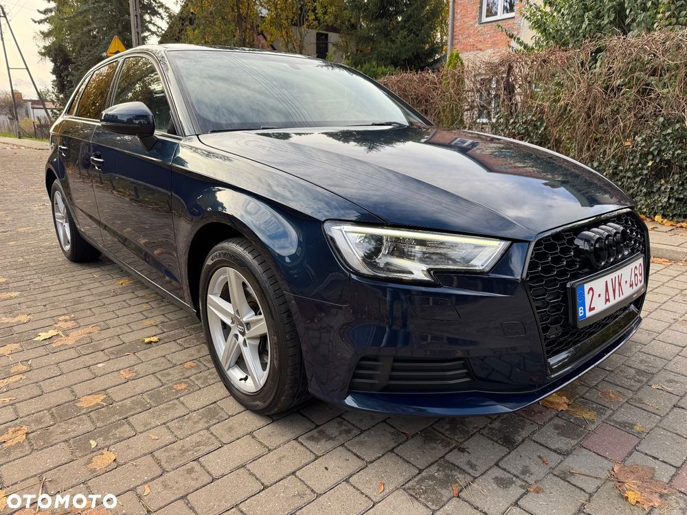 Audi A3 Sportback 1.6 TDI S tronic - 2