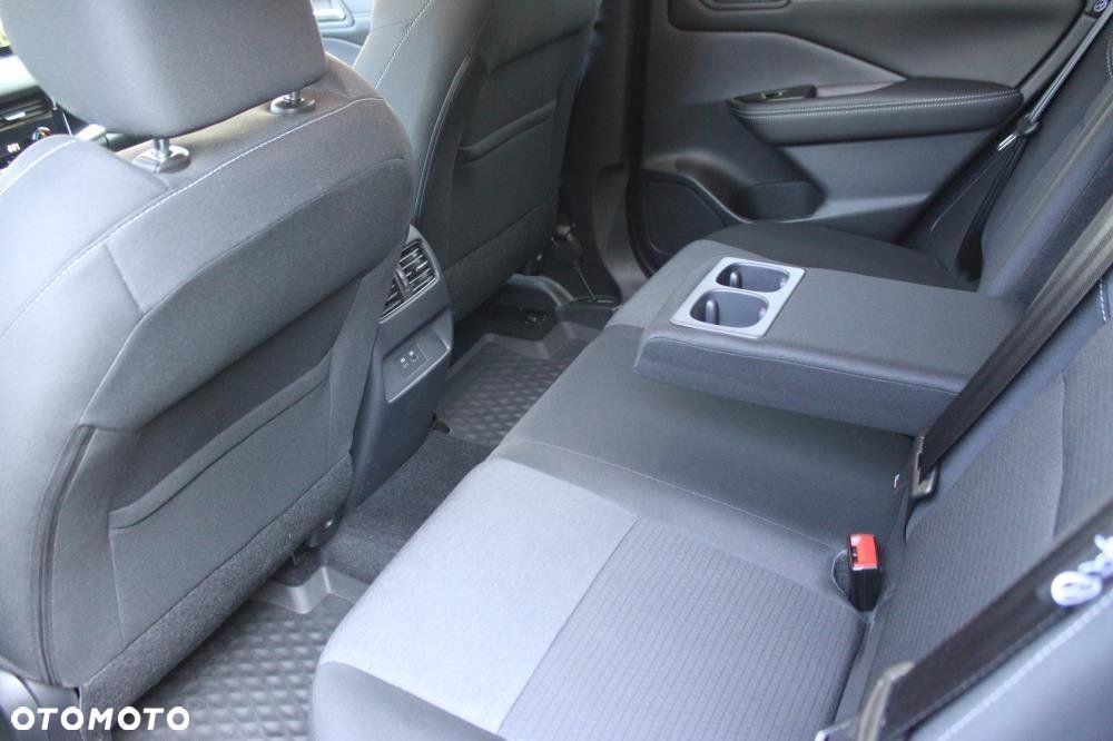 Nissan Qashqai - 10