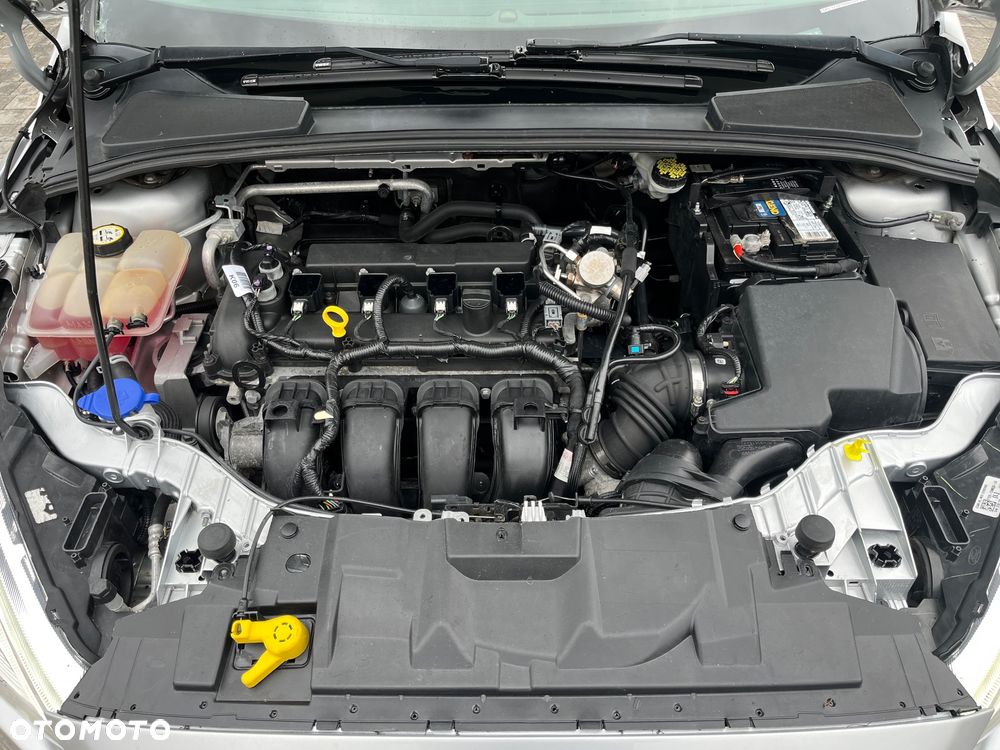 Ford Focus ver-2-0-trend - 24