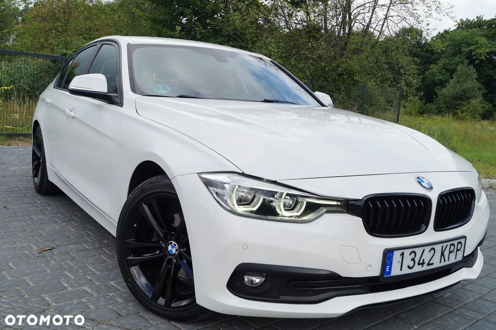 BMW Seria 3 318d Edition M Sport Shadow - 4