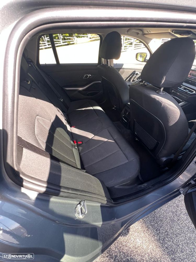 BMW 320 e Pack M Auto - 11