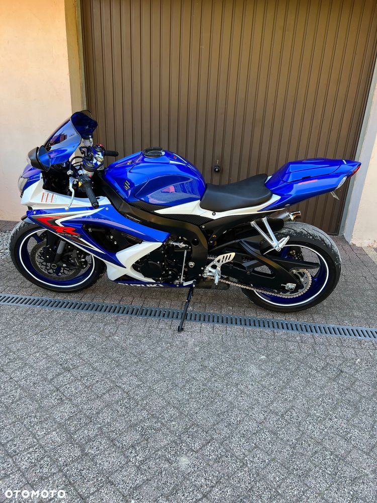 Suzuki GSX-R - 22