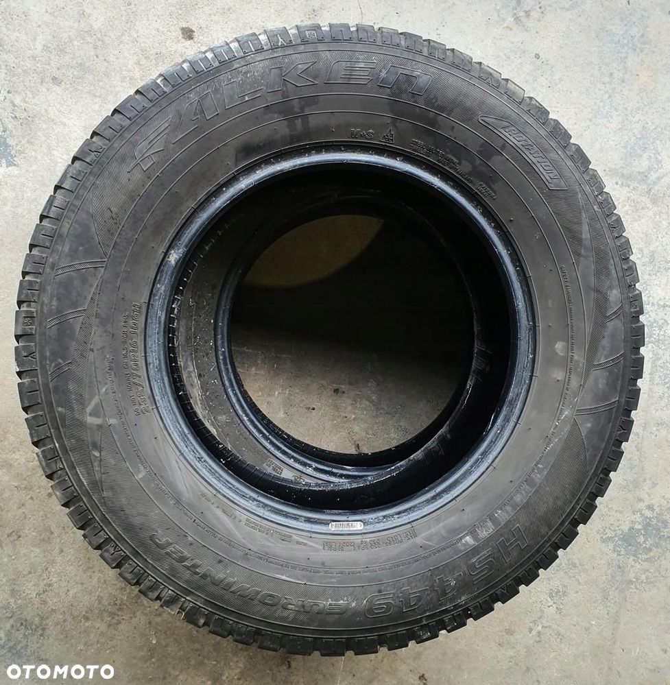 OPONY FALKEN HS449 EUROWINTER 235/70/R16 5MM 2SZT - 2