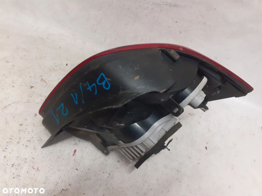 .  TYL TYLNA LAMPA  LEWA VOLKSWAGEN POLO 6R - 2