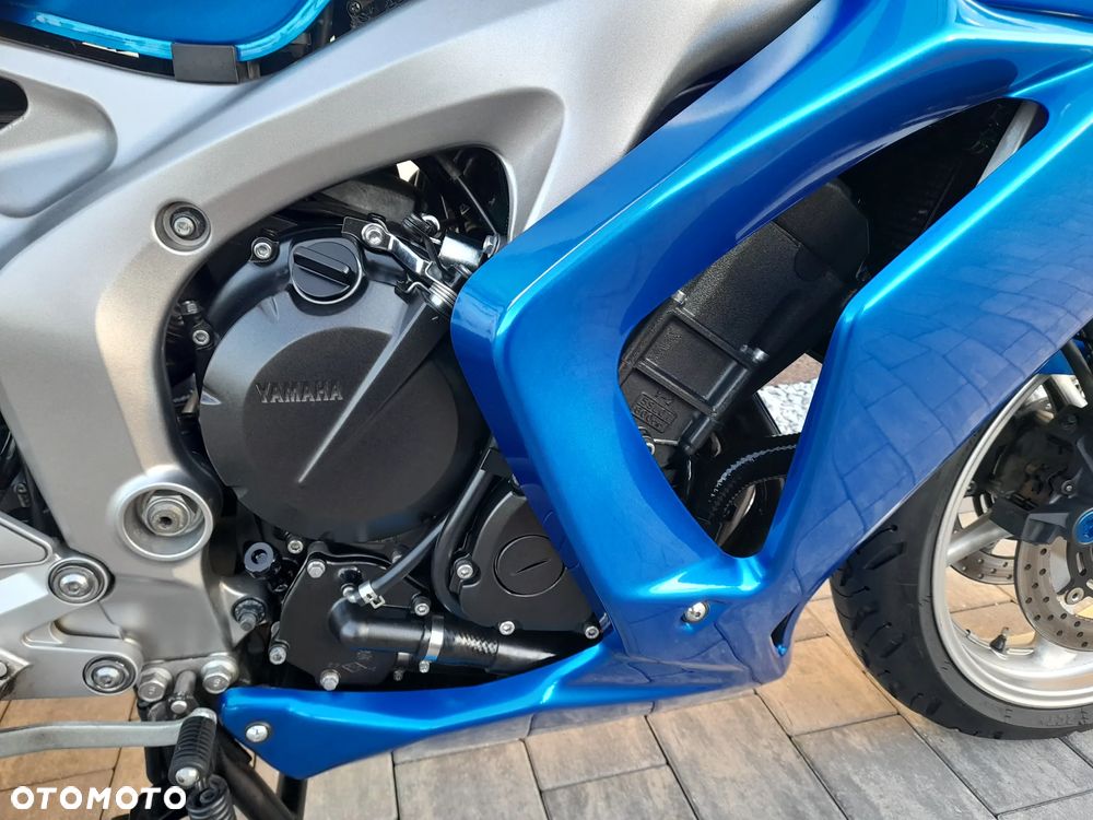 Yamaha FZ6 - 15