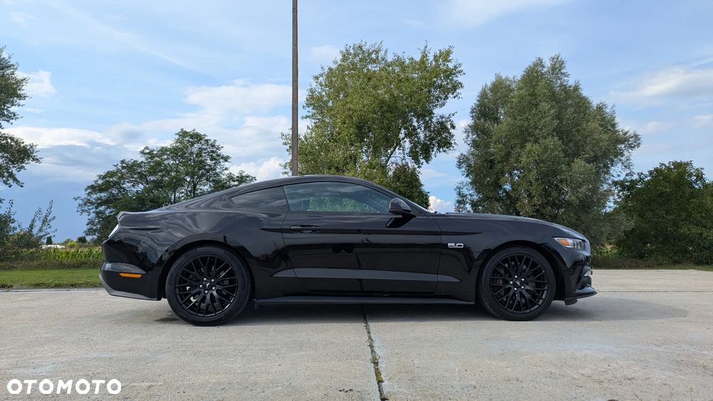 Ford Mustang 5.0 V8 GT - 8