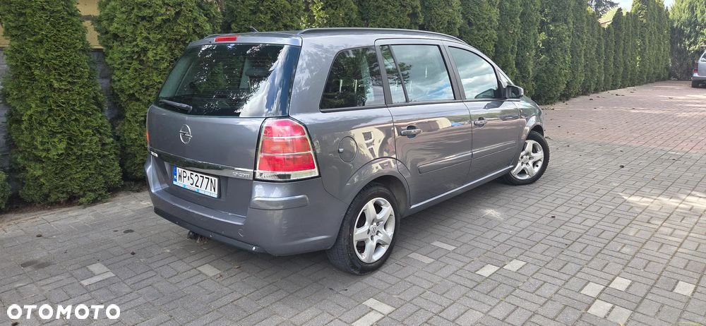 Opel Zafira 1.9 CDTI Essentia - 7