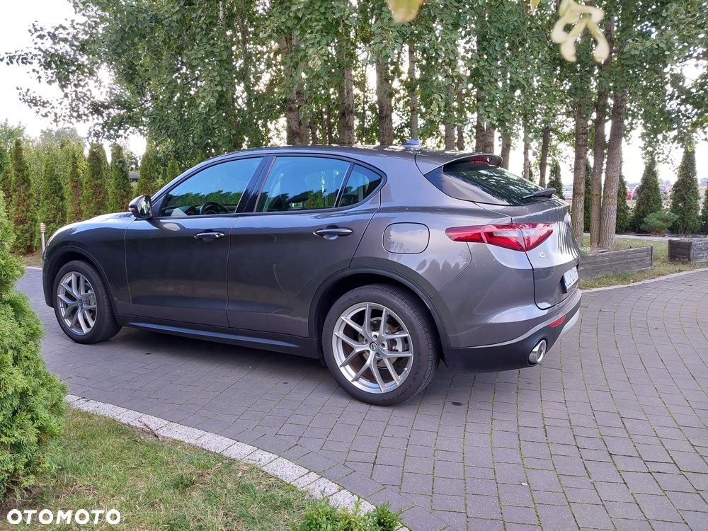 Alfa Romeo Stelvio 2.2 JTDM Q4 - 8