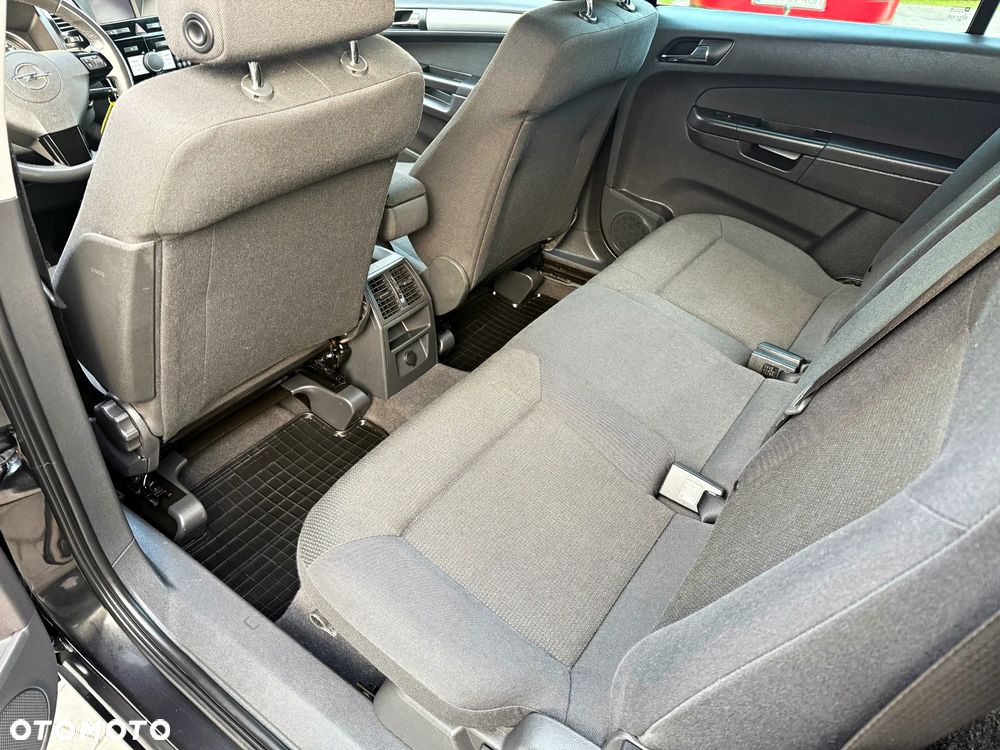 Opel Zafira - 30