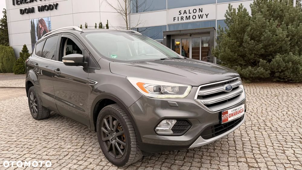 Ford Kuga 2.0 TDCi 4x4 Vignale - 32