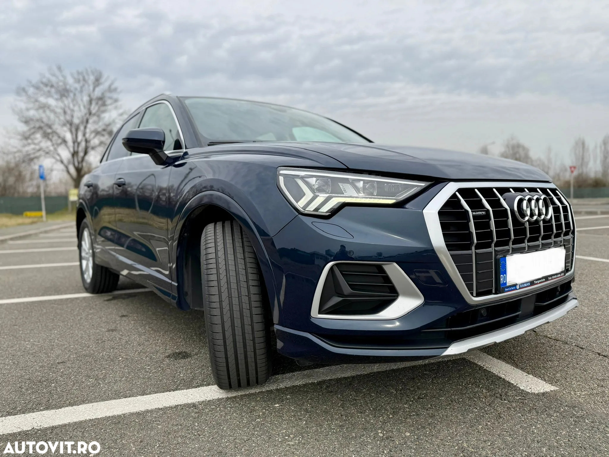 Audi Q3 2.0 40 TFSI S tronic quattro - 3
