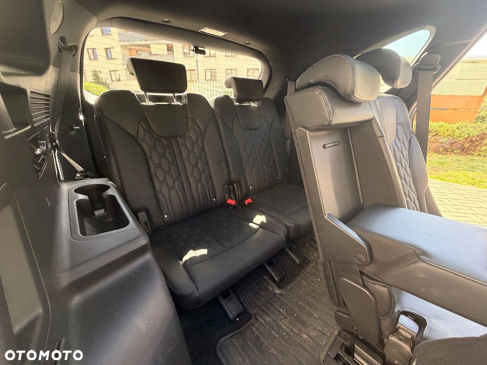 Kia Sorento - 10