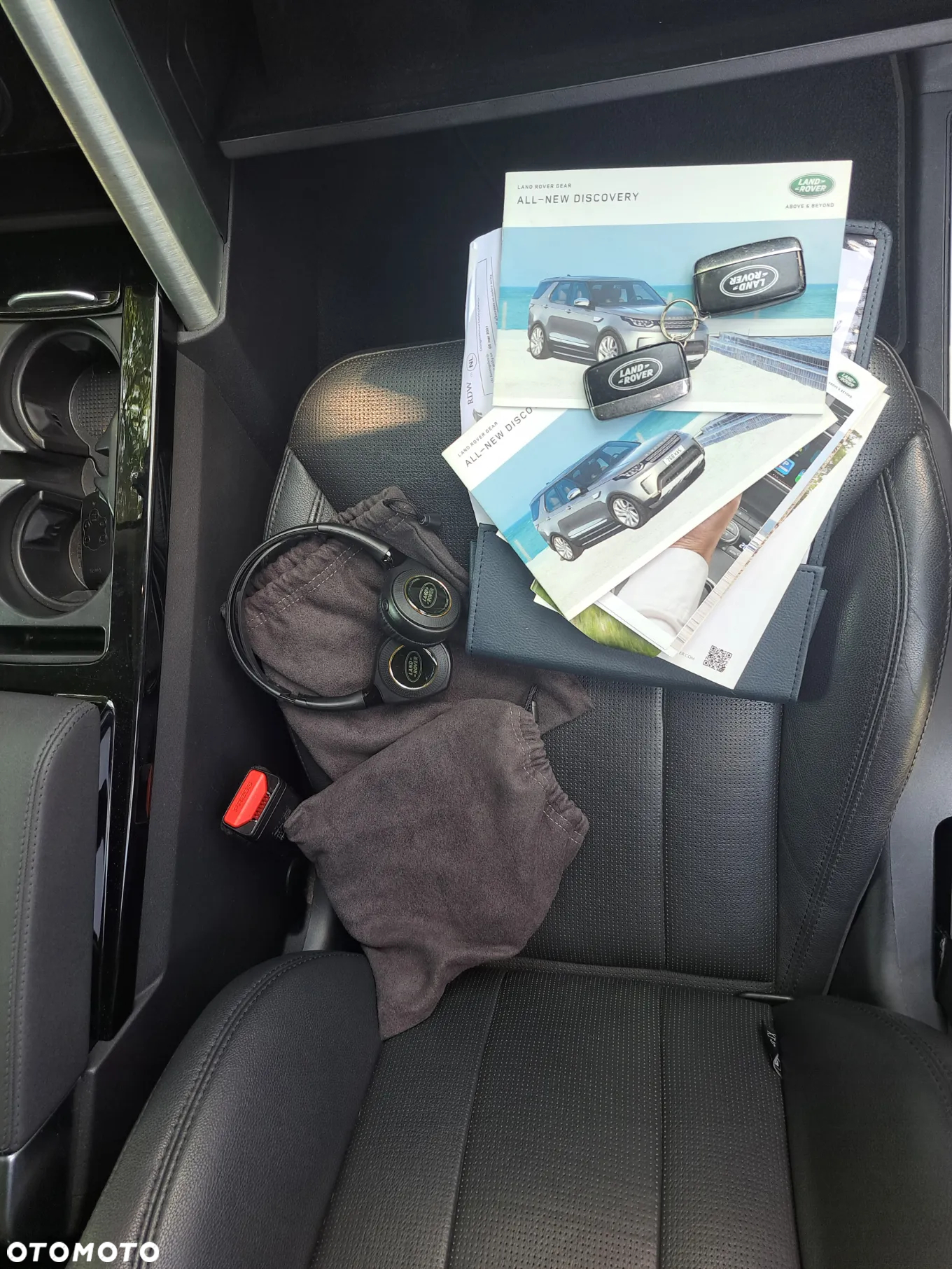 Land Rover Discovery V 2.0 TD4 HSE Luxury - 34