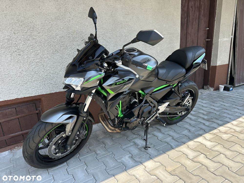 Kawasaki Z 650 - 14