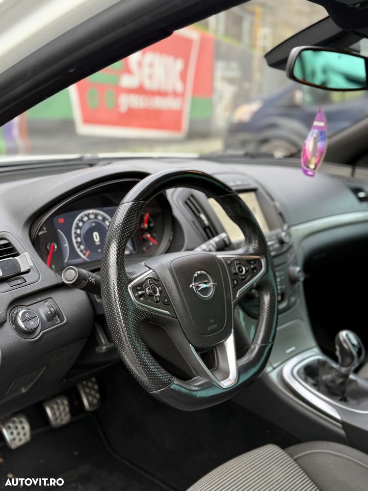 Opel Insignia 2.0 CDTI ECOTEC ECOFLEX Star/Stop - 10