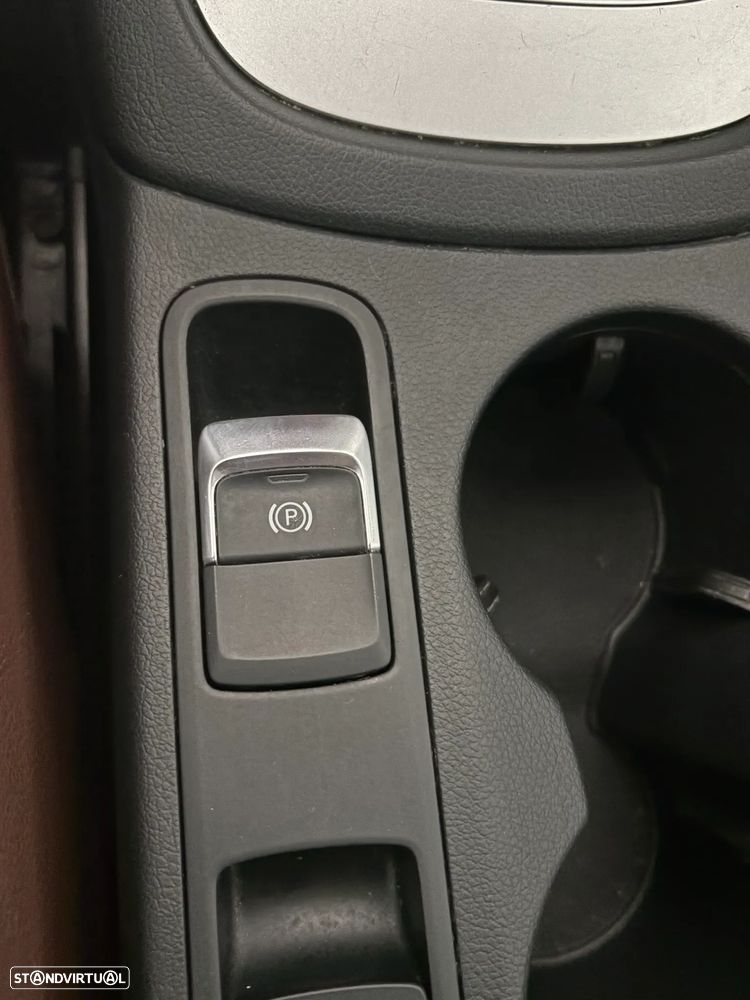 Audi Q3 2.0 TDI S tronic - 25
