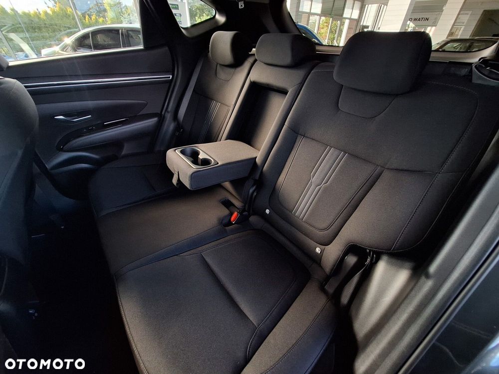 Hyundai Tucson 1.6 T-GDi HEV Executive 2WD - 26
