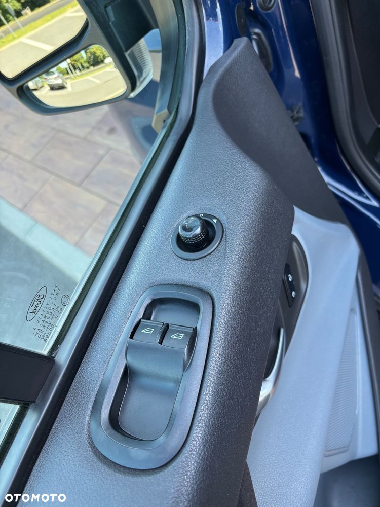 Ford Transit Custom L1H1 Klima Hak I Właściciel Serwis do końca Bezwypadkowy - 11