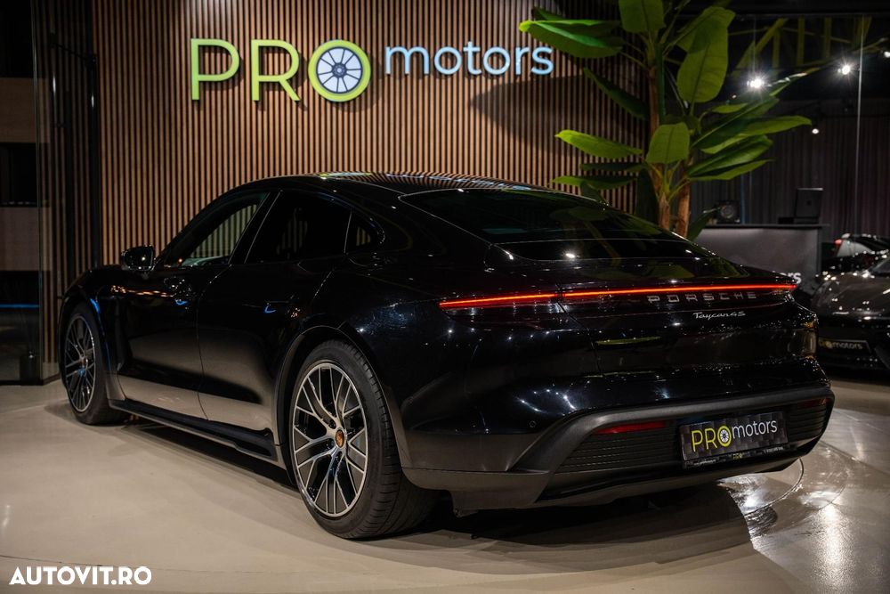 Porsche Taycan 4S - 19