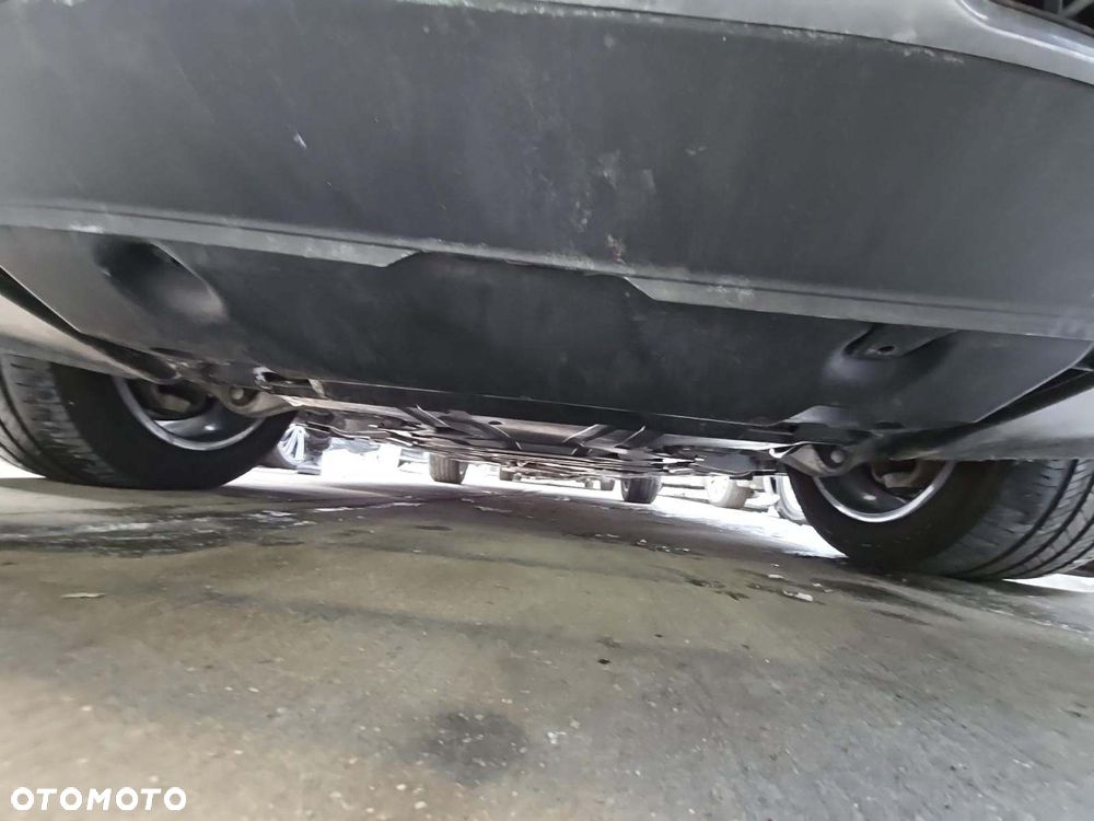 Mercedes-Benz GLE - 19