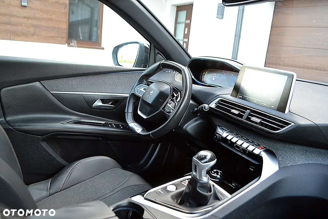 Peugeot 3008 - 23