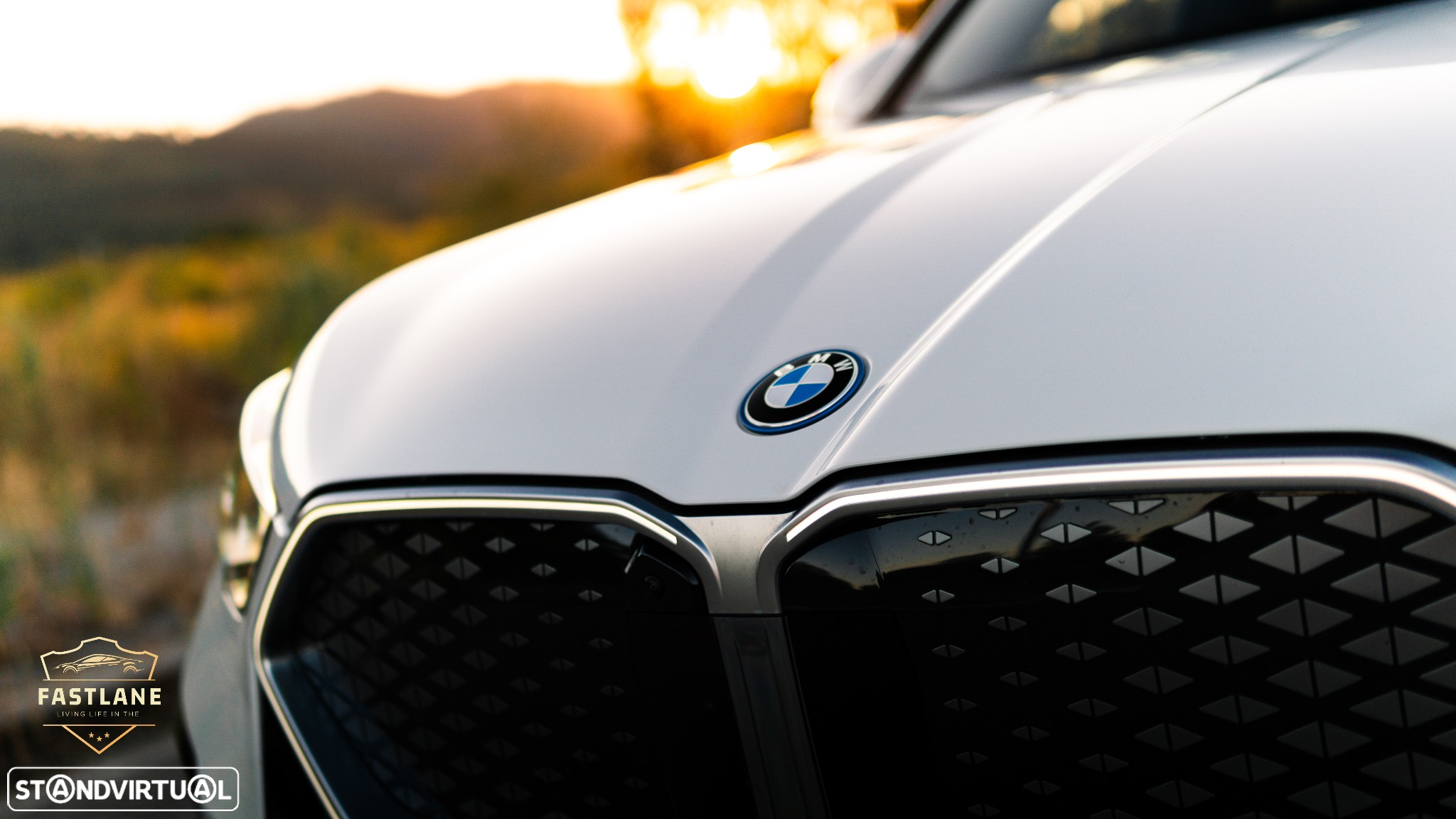 BMW iX2 eDrive20 Pack Desportivo M - 4