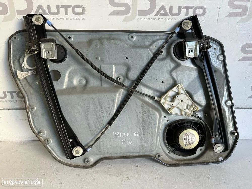 Elevador Frente Direito / Esquerdo - Seat Ibiza 6L - 2