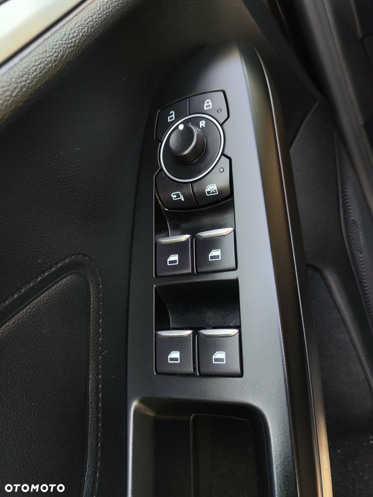 Ford Focus 1.5 EcoBlue Connected - 11