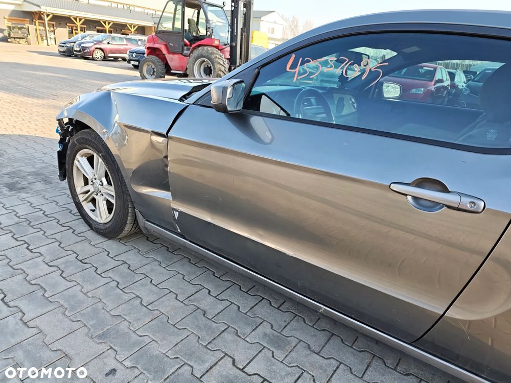 Ford Mustang 3.7 V6 - 15