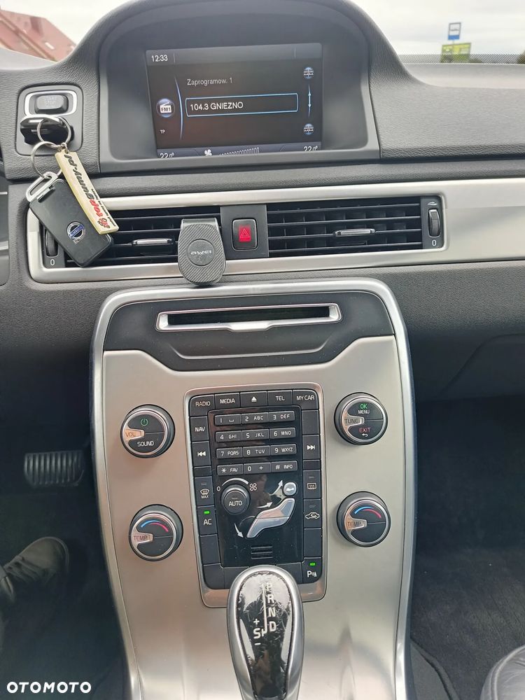 Volvo V70 D3 Geartronic Edition - 15