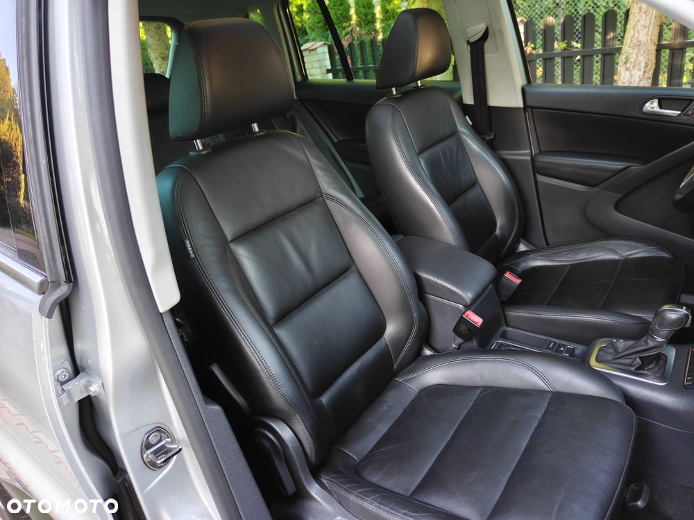 Volkswagen Tiguan - 16
