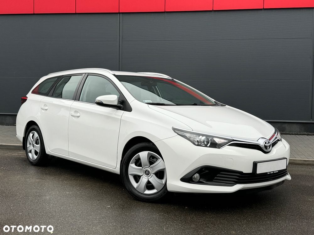 Toyota Auris 1.6 Comfort - 3