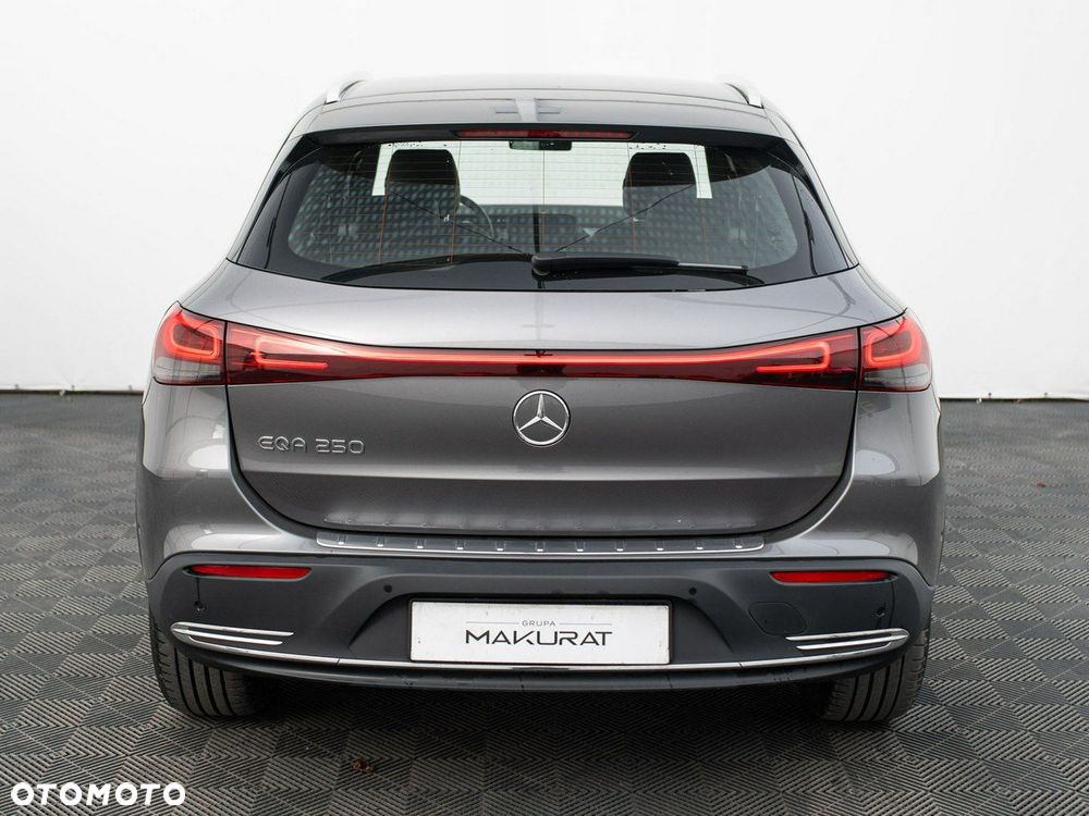 Mercedes-Benz EQA 250 66.5kWh Progressive - 10