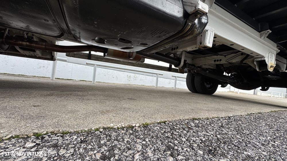 VW Crafter MAN 5.160 CX Automática RWD - 29