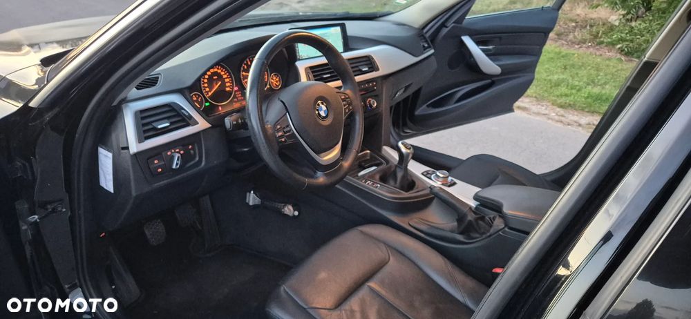 BMW Seria 3 - 11