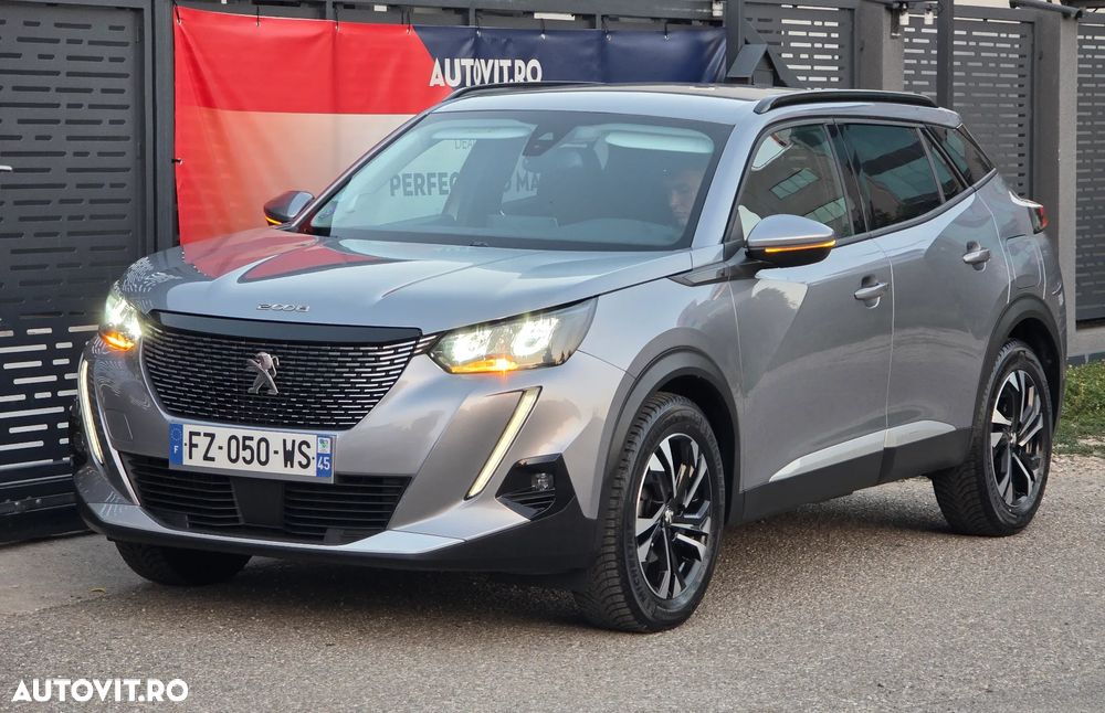 Peugeot 2008 PureTech 130 EAT8 GT - 11